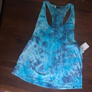 Trailhead tank from volcom